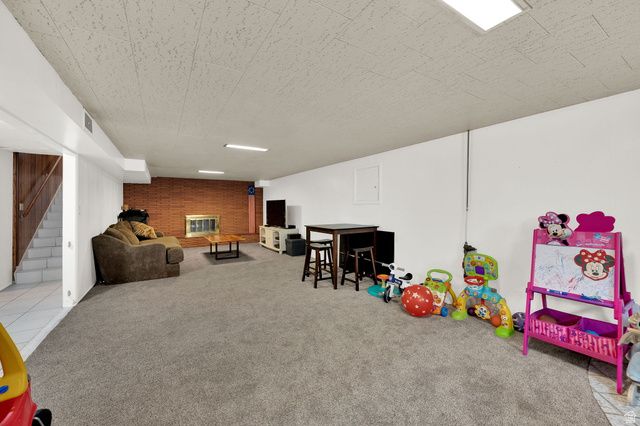 925 JACKSON AVE, Ogden, UT 84404