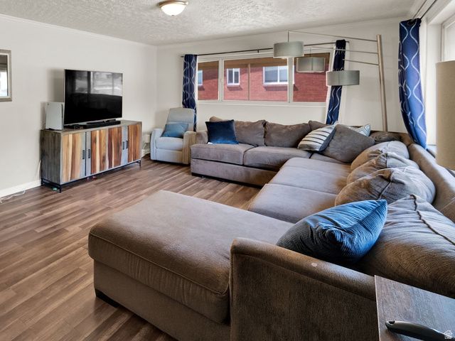 925 JACKSON AVE, Ogden, UT 84404