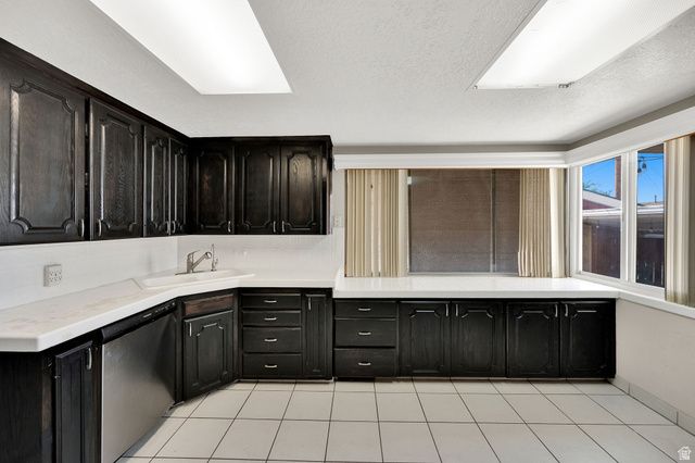 925 JACKSON AVE, Ogden, UT 84404