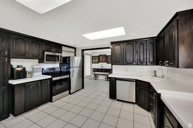 925 JACKSON AVE, Ogden, UT 84404