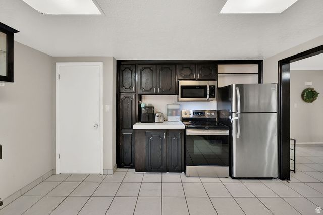 925 JACKSON AVE, Ogden, UT 84404