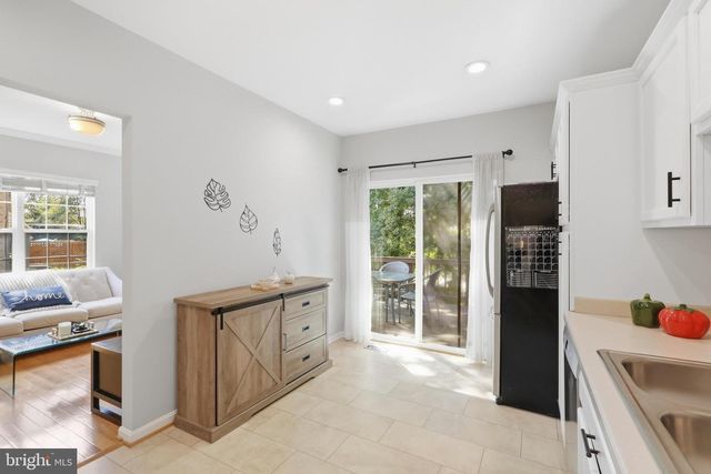 4714 CARONIA WAY, Fairfax, VA 22030