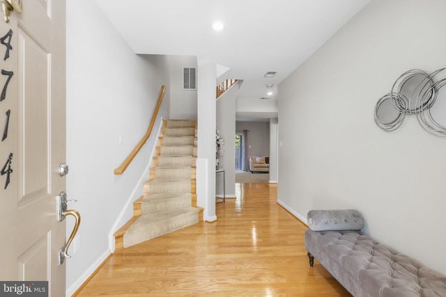 4714 CARONIA WAY, Fairfax, VA 22030