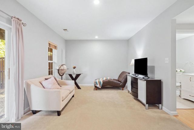 4714 CARONIA WAY, Fairfax, VA 22030