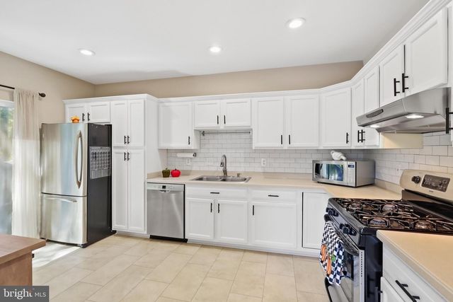 4714 CARONIA WAY, Fairfax, VA 22030