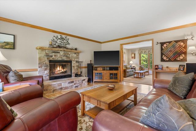 1669 Lake Shore ROAD, Grafton, WI 53024