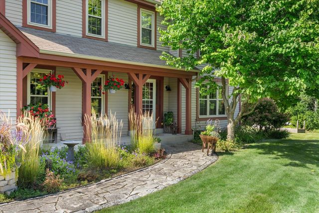 1669 Lake Shore ROAD, Grafton, WI 53024