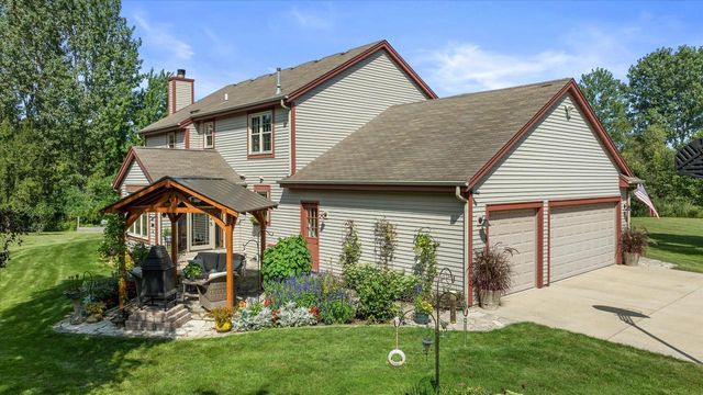 1669 Lake Shore ROAD, Grafton, WI 53024