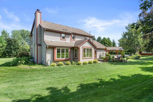 1669 Lake Shore ROAD, Grafton, WI 53024
