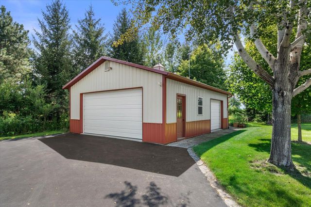 1669 Lake Shore ROAD, Grafton, WI 53024
