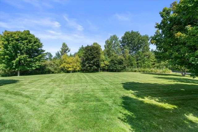 1669 Lake Shore ROAD, Grafton, WI 53024