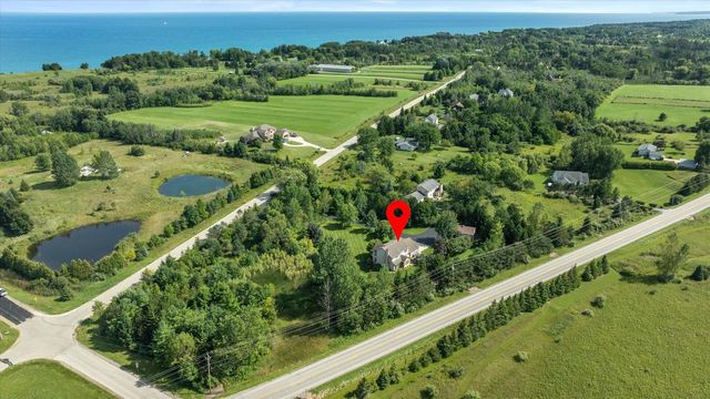 1669 Lake Shore ROAD, Grafton, WI 53024