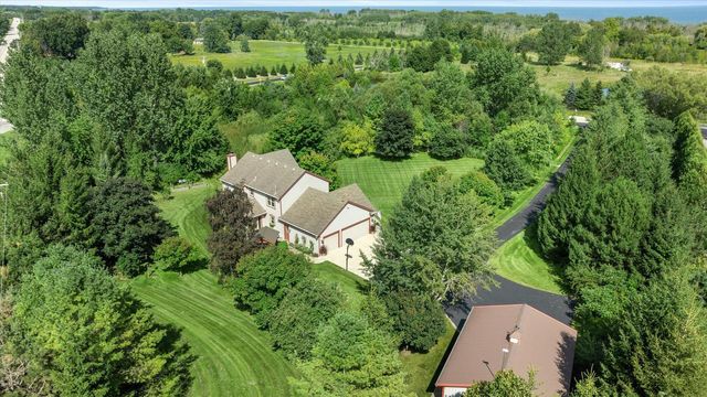 1669 Lake Shore ROAD, Grafton, WI 53024