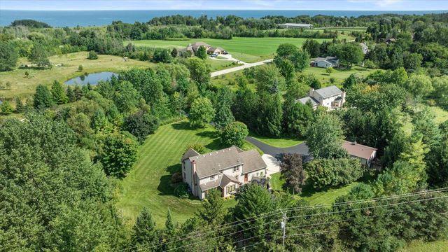 1669 Lake Shore ROAD, Grafton, WI 53024