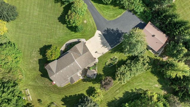 1669 Lake Shore ROAD, Grafton, WI 53024