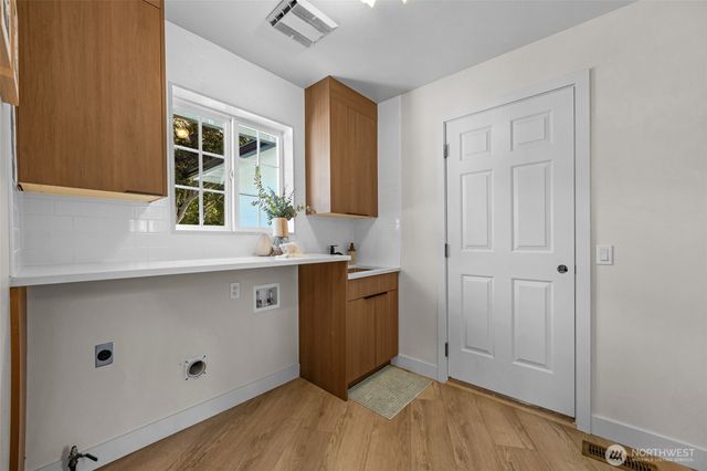 2145 Clover Court, Mukilteo, WA 98275