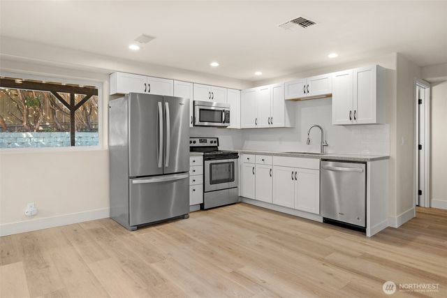 2145 Clover Court, Mukilteo, WA 98275