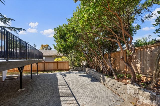 2145 Clover Court, Mukilteo, WA 98275