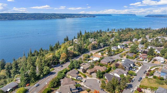 2145 Clover Court, Mukilteo, WA 98275