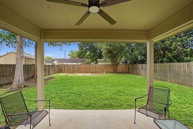 319 Moore Street, Tomball, TX 77375