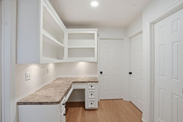 319 Moore Street, Tomball, TX 77375
