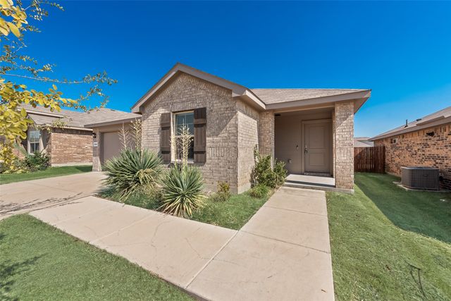 16640 Portage Street, Justin, TX 76247