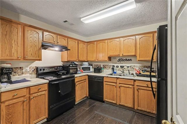 1275 Maple Valley Court, Union City, GA 30291