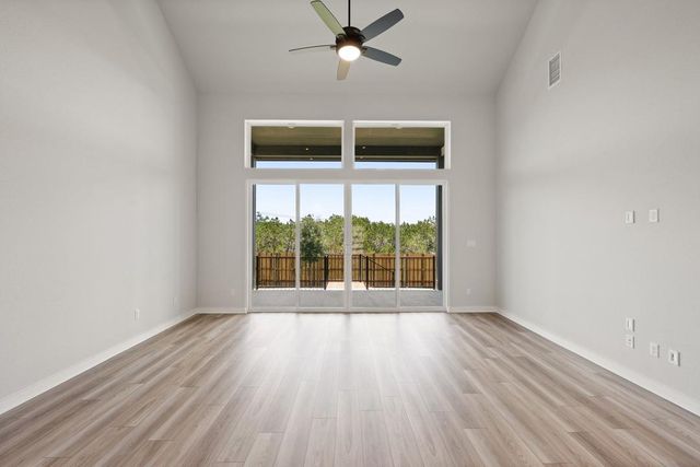 211 Craigends Yew Lane, Dripping Springs, TX 78620