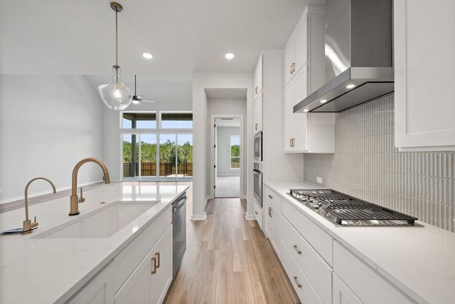 211 Craigends Yew Lane, Dripping Springs, TX 78620
