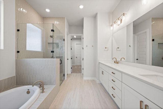 211 Craigends Yew Lane, Dripping Springs, TX 78620