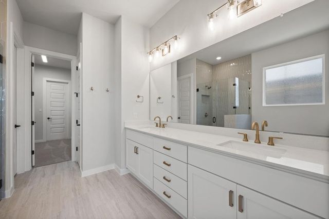 211 Craigends Yew Lane, Dripping Springs, TX 78620