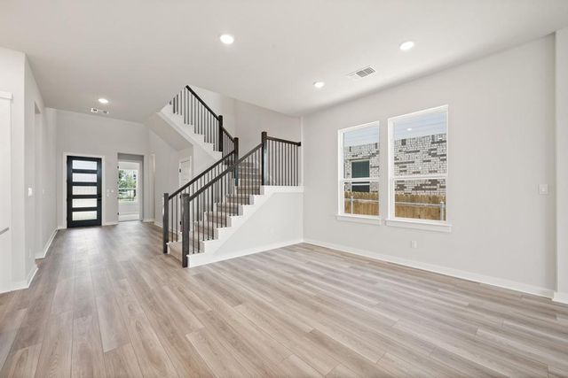 211 Craigends Yew Lane, Dripping Springs, TX 78620