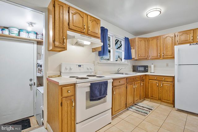 7922 W END DR, Orchard Beach, MD 21226