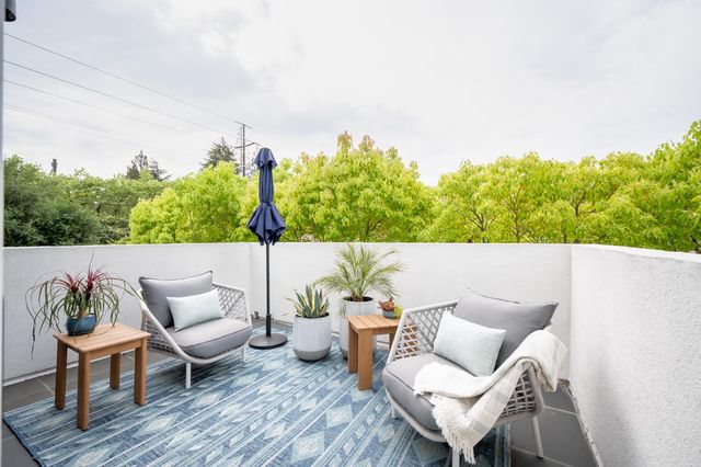 113 Seale Avenue, Palo Alto, CA 94301