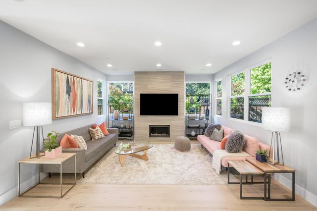 113 Seale Avenue, Palo Alto, CA 94301