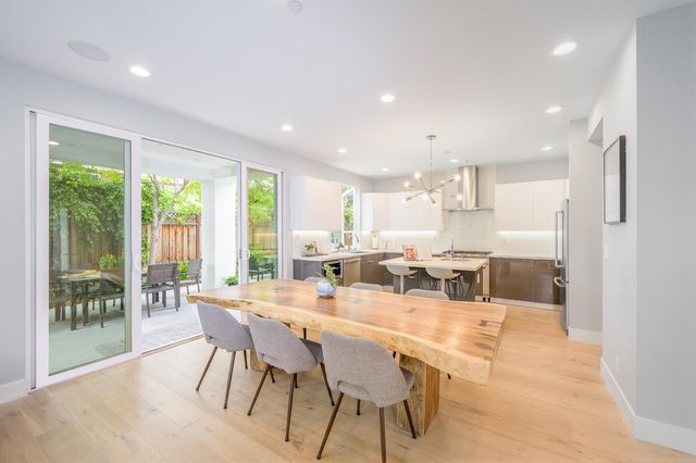 113 Seale Avenue, Palo Alto, CA 94301