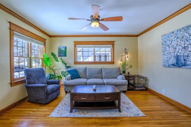 905 1st Street NW, Rochester, MN 55901