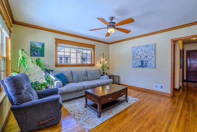 905 1st Street NW, Rochester, MN 55901