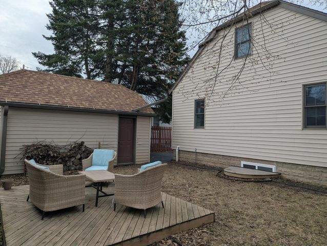 905 1st Street NW, Rochester, MN 55901