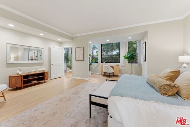 11939 GORHAM Avenue 103, Los Angeles, CA 90049