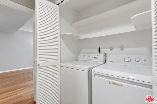 11939 GORHAM Avenue 103, Los Angeles, CA 90049