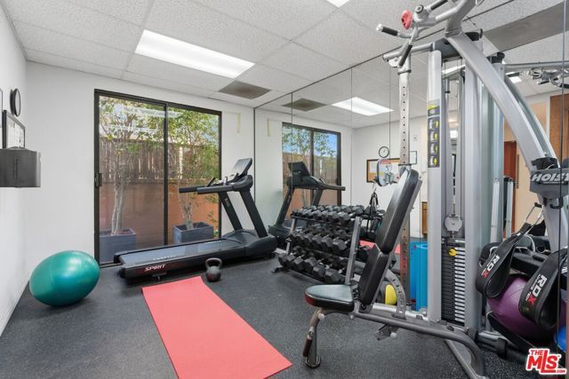 11939 GORHAM Avenue 103, Los Angeles, CA 90049