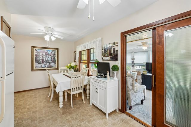 3707 SW 7th Street, Des Moines, IA 50315