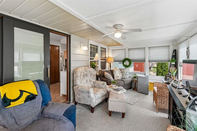 3707 SW 7th Street, Des Moines, IA 50315