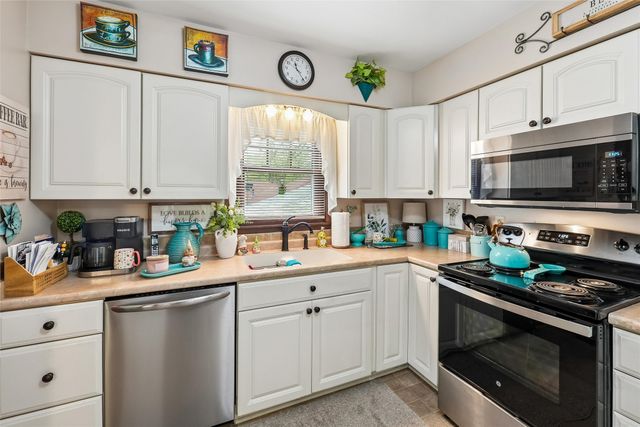 3707 SW 7th Street, Des Moines, IA 50315