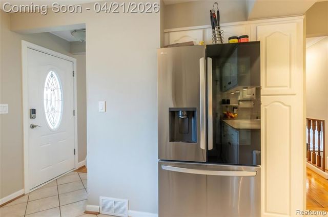 13718 Joyce Drive, Warren, MI 48088