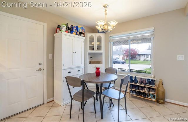 13718 Joyce Drive, Warren, MI 48088