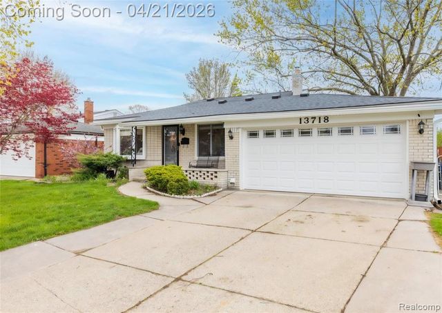 13718 Joyce Drive, Warren, MI 48088