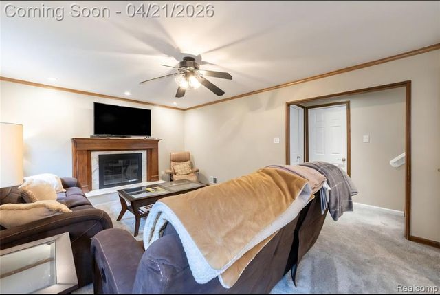 13718 Joyce Drive, Warren, MI 48088