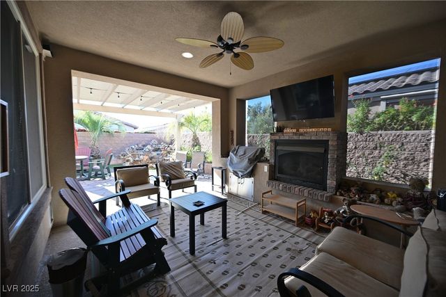 3745 Corte Bella Hills Avenue, North Las Vegas, NV 89081